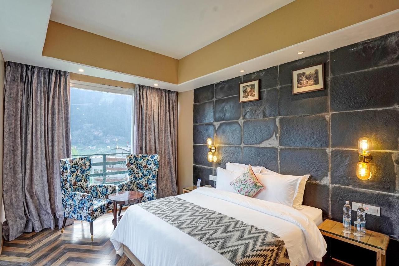 Naturevilas Sarovar Portico - Centrally Heated Маналі Екстер'єр фото